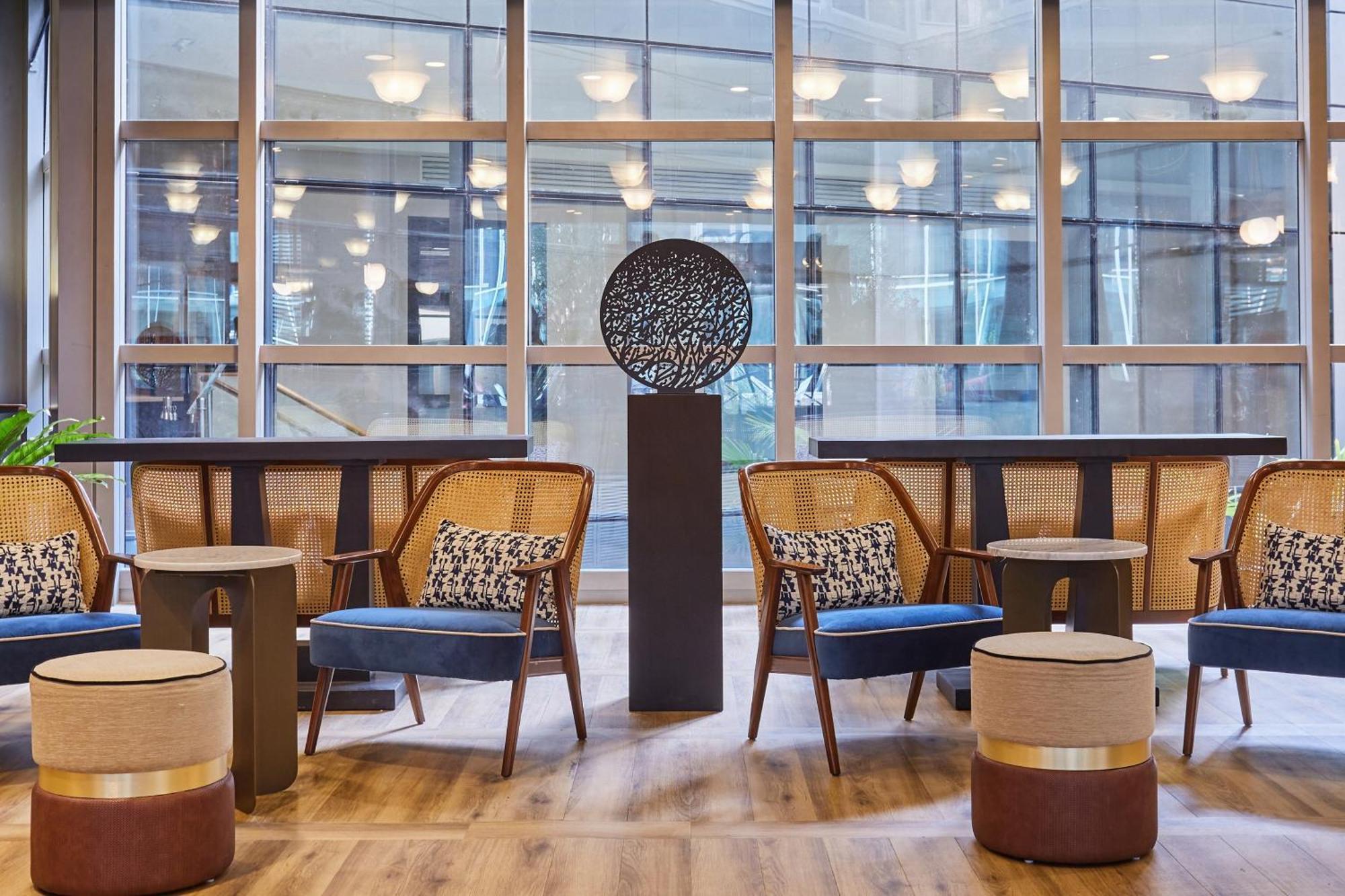 Voco Paris - Porte De Clichy By Ihg Экстерьер фото