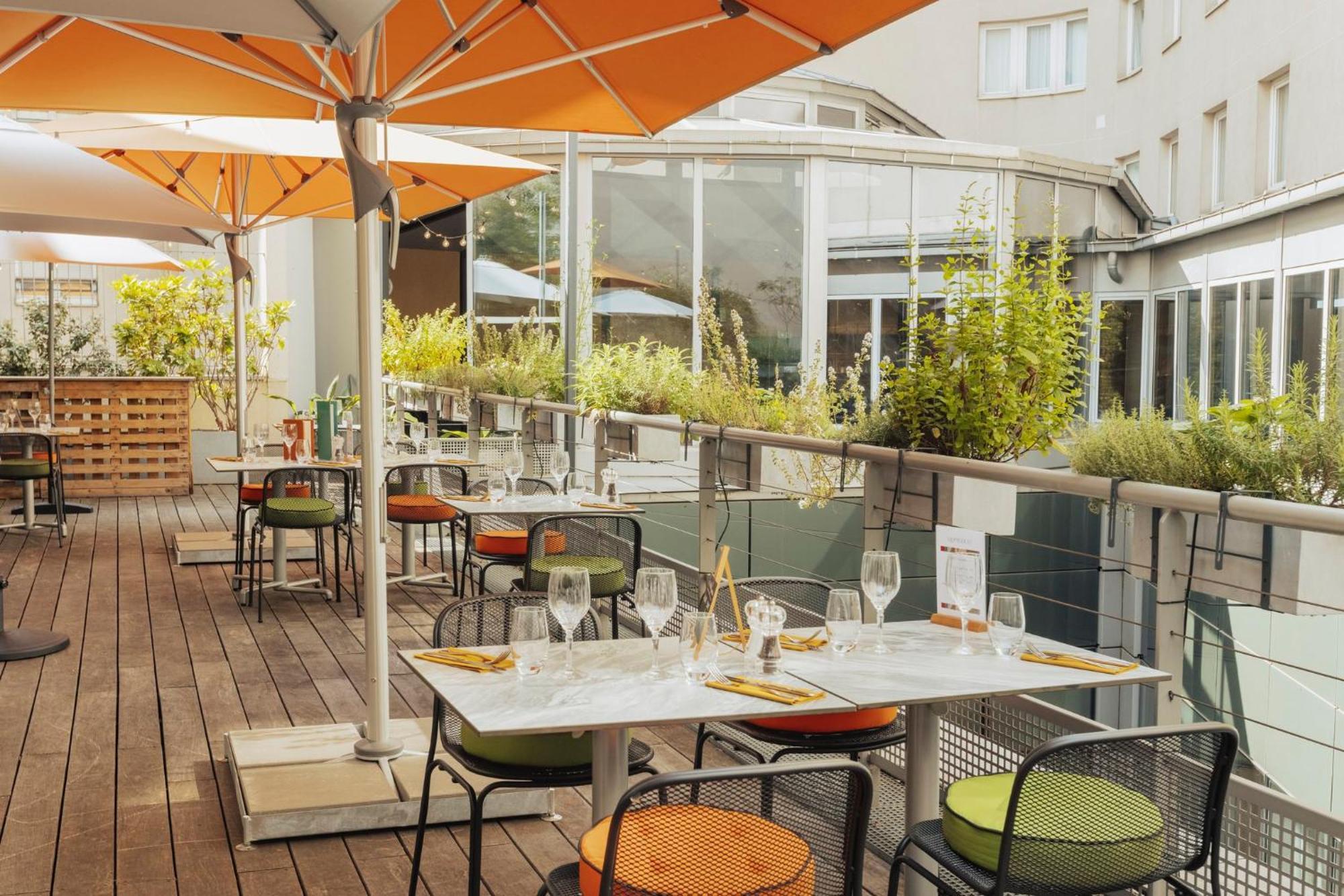 Voco Paris - Porte De Clichy By Ihg Экстерьер фото